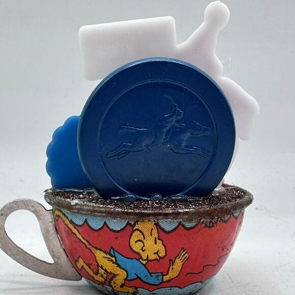 Happiness is a Birthday Kitschy Mini Assemblage - Decorative Sculpture - Picture 2 of 5